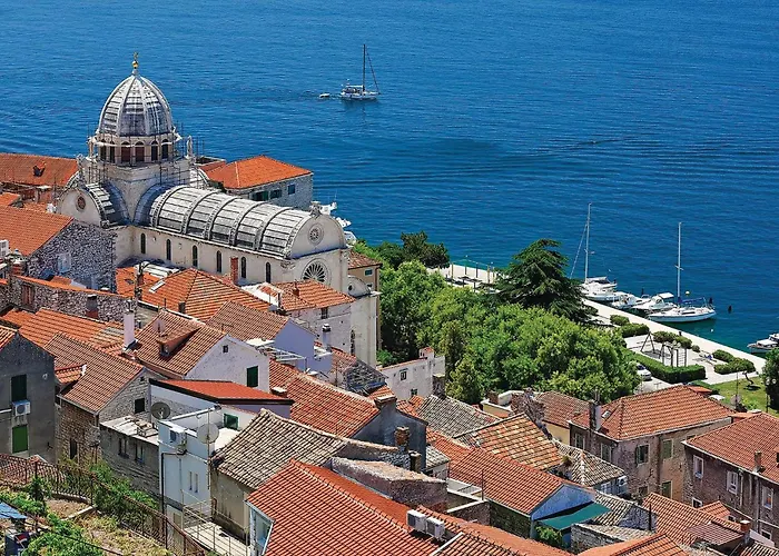 1 Bedroom Cozy In Pirovac